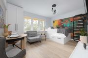 Comfortable Studio in Warsaw for 2 Guests in an Ideal Location by Noclegi Renters
