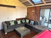 Top Pakenham