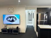 Top Pakenham