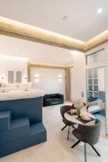 Top Piraeus