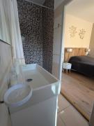 Top Apt