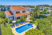 Villa Casa das Palmeiras by Villa Plus