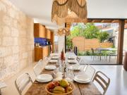 House for 10 people - private garden - AC