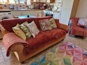 Top Llanddeiniolen