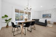 Charming 4BR Townhouse Water Park Private View