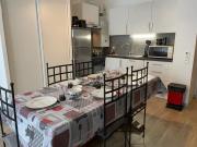 Apt PMR 2 chambres avec parking, proche tram