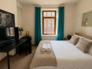 54 - Room 1 - City views