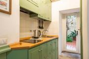 Homy Host Secret Garden Studio in Trastevere!