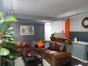 Summer Retreat at Maboneng with Kingbed HugeTV WiFi