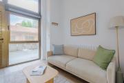 Renovated Duplex on Paseo F. de Sales