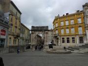 Top Pula