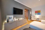 Grand Suborna Retreat - Premium Stay by the Presidency