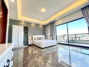 Sky Hotel - Cinema rooms & Apartments - Free laundry