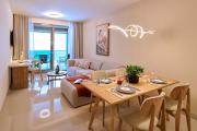 Top Piraeus