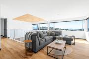 Top Albany