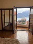 Chiara lake view apartament with Italian vibe
