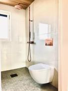 Modern Family Home, 15 Min to Helsinki Center and 10 Min to Airport