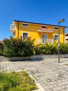 Camelia house