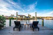 Top Apollo Beach