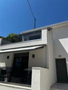 Top Lygia
