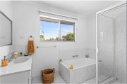 Top Caboolture