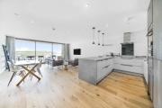 Top Bude