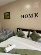 Luxe Nest studio Ruaka