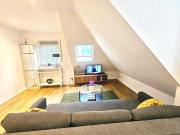 Contemporary 2 bedroom with parking space