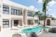 Wooden Charm 1BR Apartment with Pool at Balangan