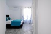 Top Scilla