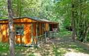 Bungalow confortable à Escaro avec piscine partagée