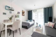 Cozy Studio Near the Wisla River with Balcony by Noclegi Renters