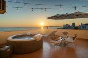 Sunset Sea View Apartment