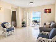 Maxwell Beach Escape 2- Beachfront & Resort Access