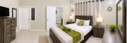 Runaway Bay Oasis 2 BDR 2 Gyms 2 Pools