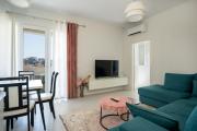MaisonNova Deluxe 1