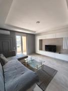 Ilino Pool haus