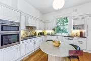 Top East Molesey