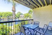 Quiet Hideaway with Pools Hot Tub Tennis & Easy Beach Access