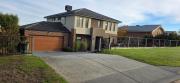 Top Pakenham