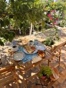 Top Himare