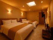 Akasaka 4min walk, 3min to Roppongi ,10min to Shibuya , King Bed, Switch ,Free Wi-Fi , PocketWi-Fi