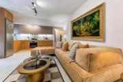 Lemesou Luxury Apartments Near Metro and Athens Metro Mall