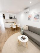 Marbella Centre - Stylish Apartment - Free Parking