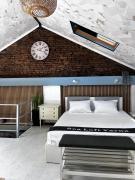 Sea Loft Varna - Entire 3 Level House, City Center