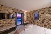 Top Kampos Paros