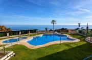 Fabulous first line beach apartment