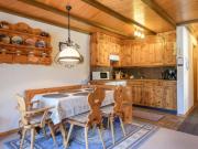 Apartment Flüehblüemli by Interhome