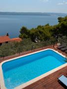 Top Marusici