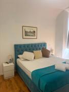 Helmirage Luxury Montecitorio